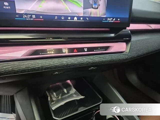 BMW 5 Series (G60) id 3599495 из Кореи 10