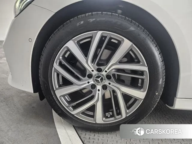 Mercedes-Benz E-Class W214 id 3026563 из Кореи 10