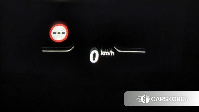 BMW 1 Series (F40) id 4201983 из Кореи 10