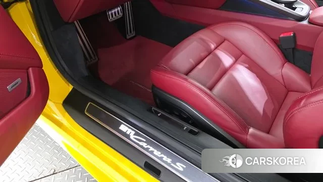 Porsche 911(992) id 3017584 из Кореи 10