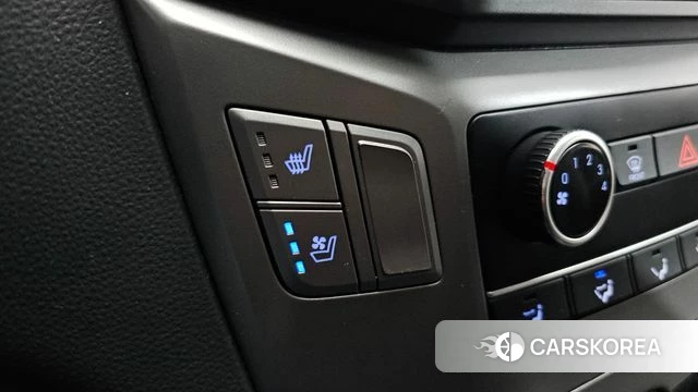 Hyundai The New Grand Starex id 3904691 из Кореи 10