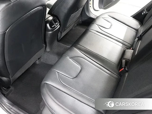 Hyundai Avante (CN7) id 3044625 из Кореи 10