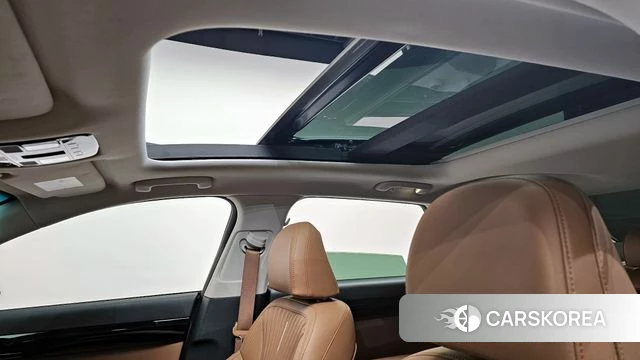 Hyundai Grandeur (GN7) id 3940222 из Кореи 10