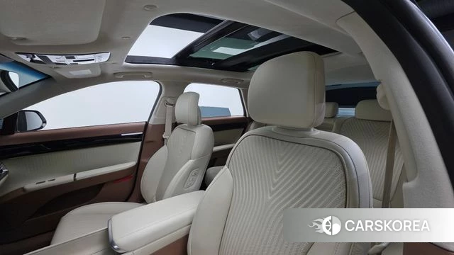 Hyundai Grandeur Hybrid (GN7) id 3934439 из Кореи 10