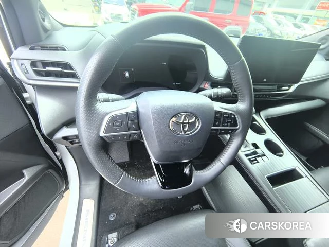 Toyota Saina id 4368227 из Китая 10