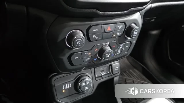 Jeep Renegade id 3034109 из Кореи 10