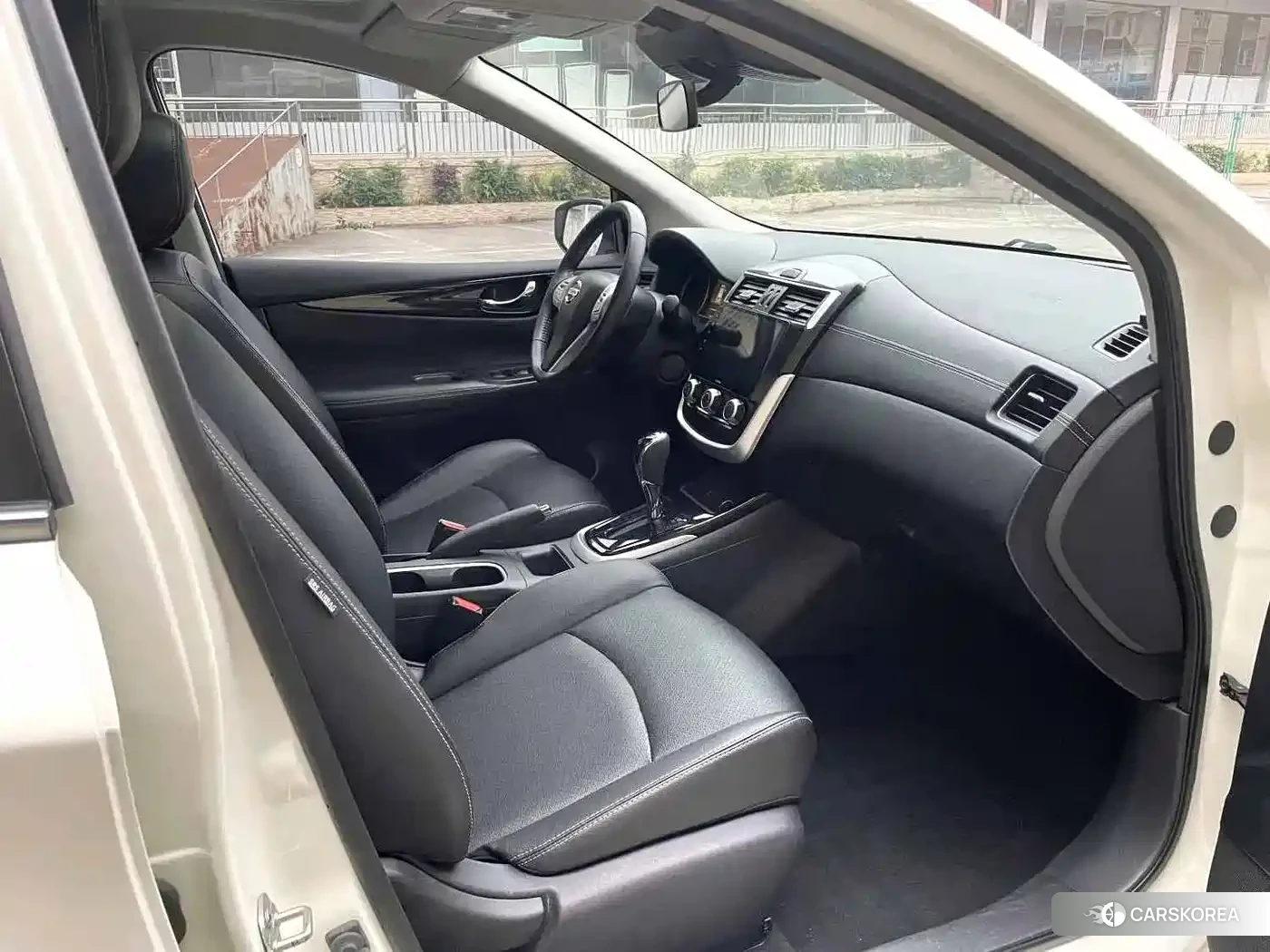Nissan Tiida id 4548364 из Китая 10