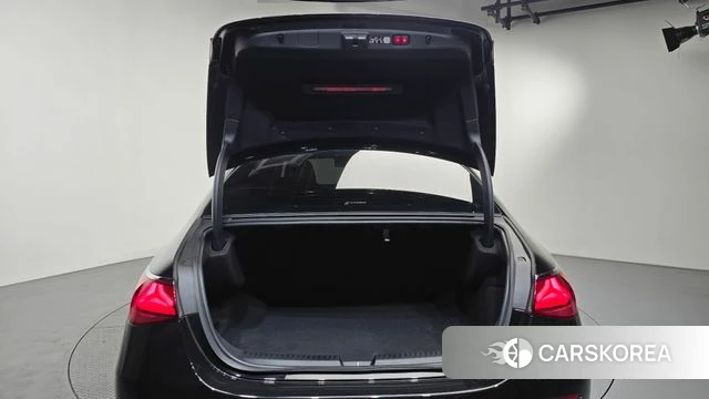 Mercedes-Benz E-Class W214 id 4655393 из Кореи 10