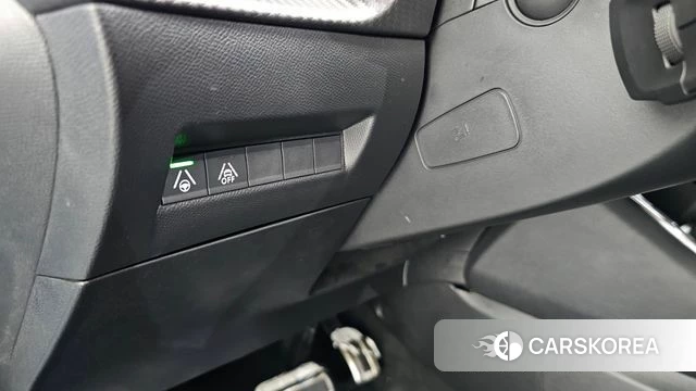 Peugeot e-208 second Generation id 4456649 из Кореи 10