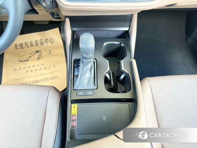 Lexus ES id 4314145 из Китая 10