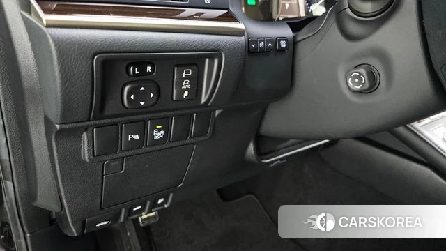 Lexus New ES300h id 4483225 из Кореи 10