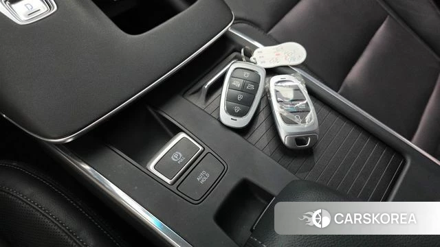 Hyundai The New Grandeur IG id 4603619 из Кореи 10