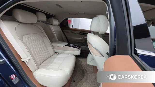 Genesis G90 id 3905279 из Кореи 10