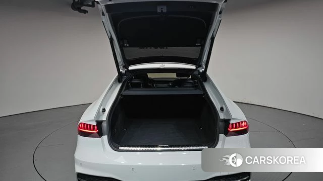 Audi A7 (4K) id 4495505 из Кореи 10