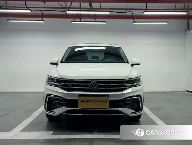 Volkswagen Tiguan L id 4261343 из Китая 10
