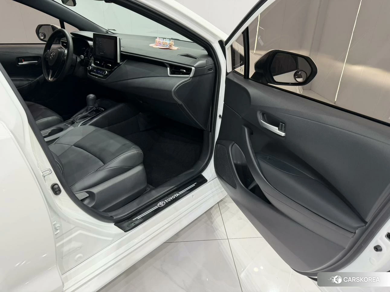 Toyota Lei Ling id 4512653 из Китая 10