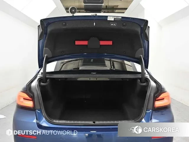 BMW 5 Series (G30) id 3788706 из Кореи 10