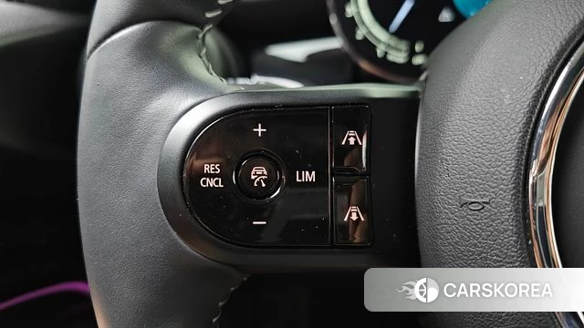 Mini Cooper S id 4623650 из Кореи 10