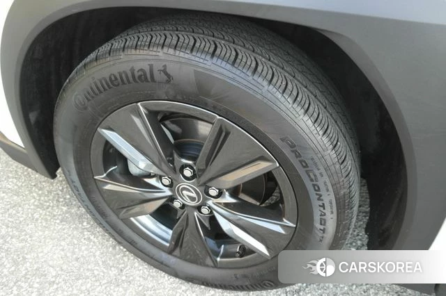 Lexus UX300h id 4280118 из Кореи 10