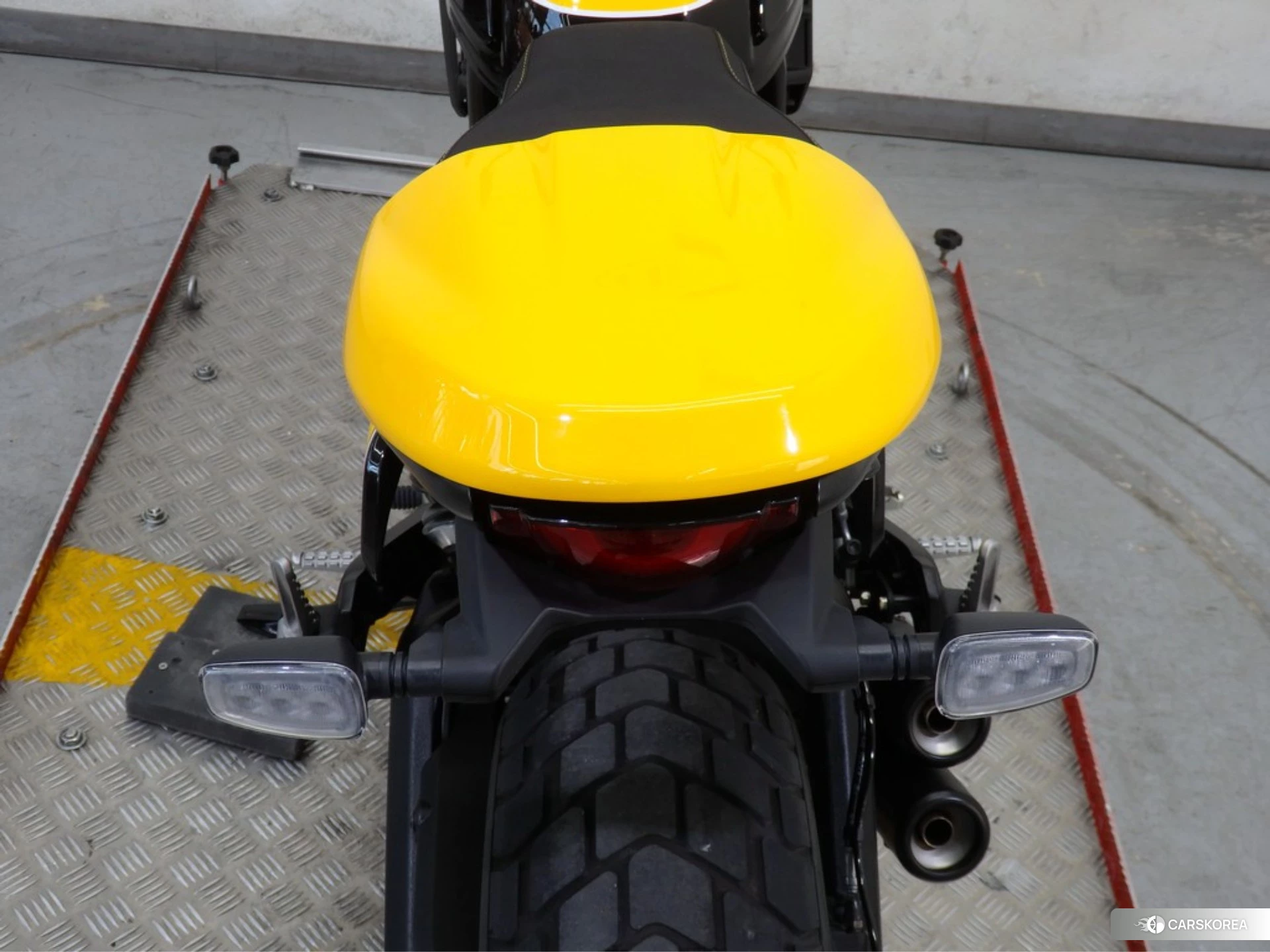 Ducati SCRAMBLER FULL THROTTLE id 3951838 из Японии 10