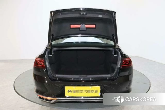 Volkswagen Magotan id 4198819 из Китая 10