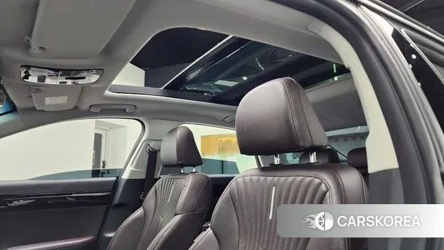 Hyundai Grandeur (GN7) id 3452422 из Кореи 10