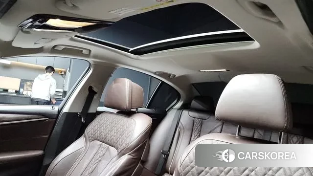 BMW 5 Series (G30) id 3622576 из Кореи 10