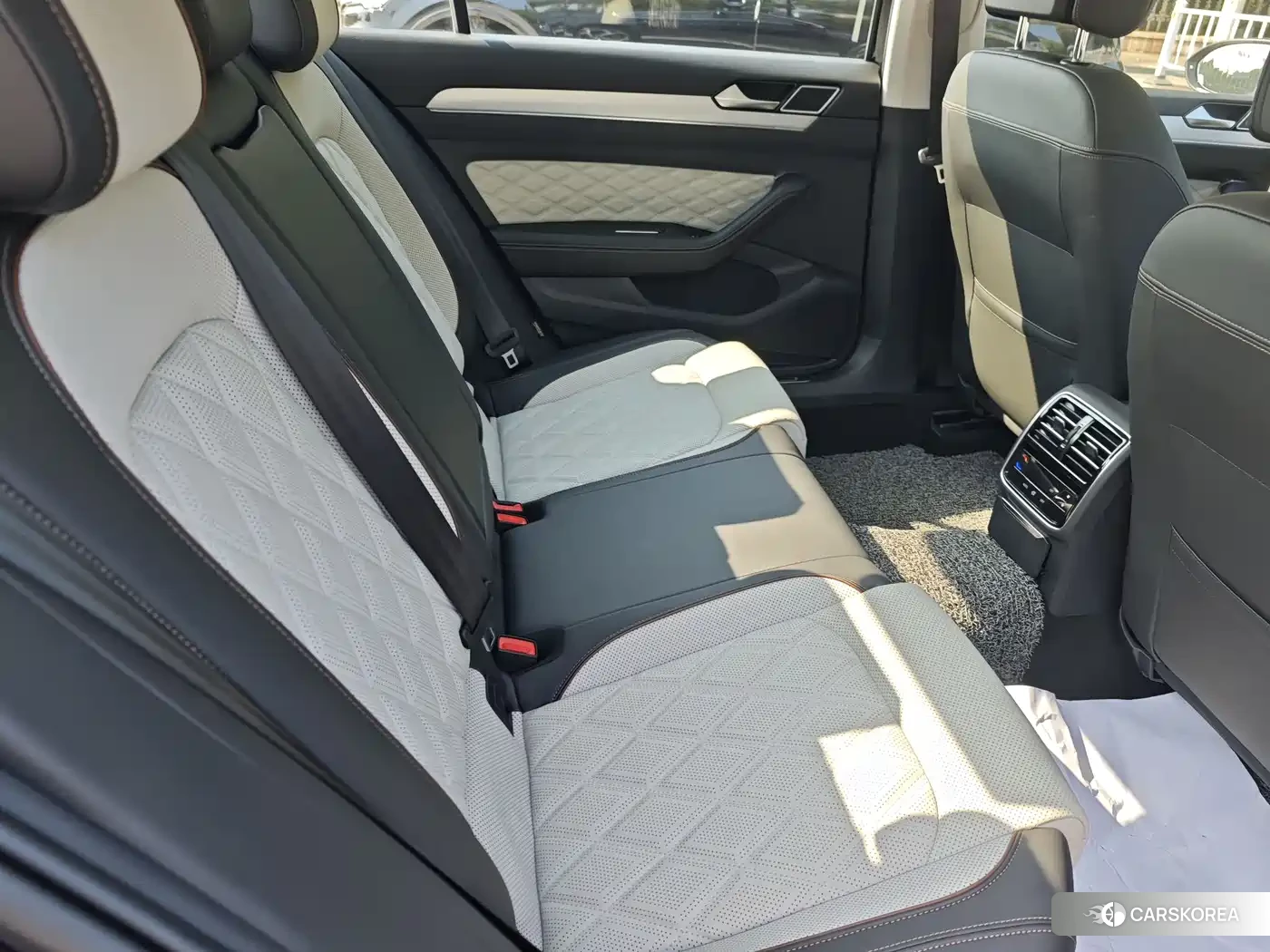 Volkswagen Magotan id 4577494 из Китая 10