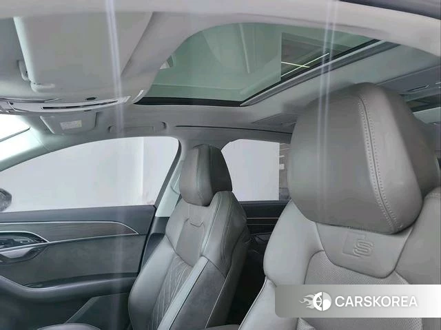 Audi A8 id 4291167 из Китая 10