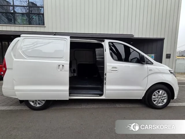 Hyundai The New Grand Starex id 3601685 из Кореи 10