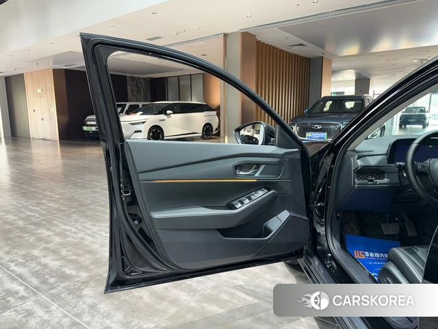 Honda Accord id 4336371 из Китая 10