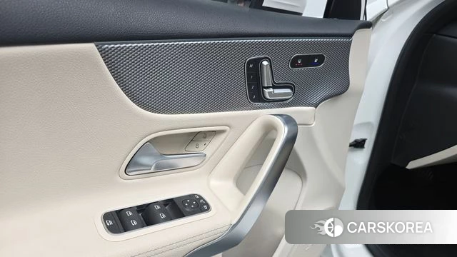 Mercedes-Benz A-Class W177 id 4482229 из Кореи 10