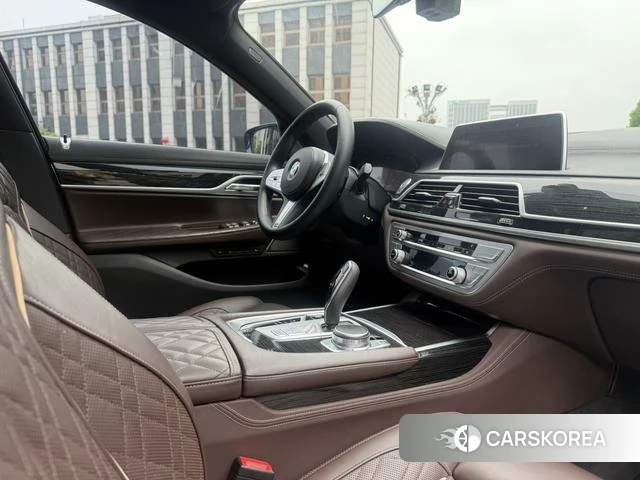 BMW 7 series id 4209342 из Китая 10
