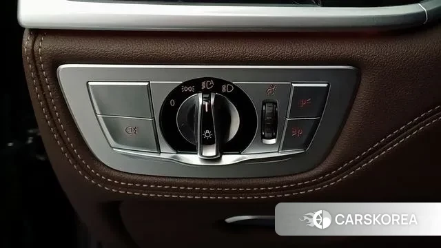 BMW 7 Series (G11) id 3027609 из Кореи 10