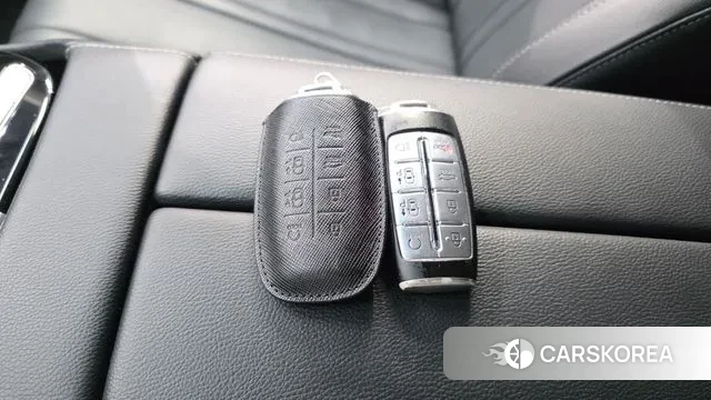 Genesis G80 (RG3) id 3676072 из Кореи 10