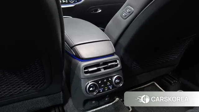 Genesis GV70 id 3401064 из Кореи 10