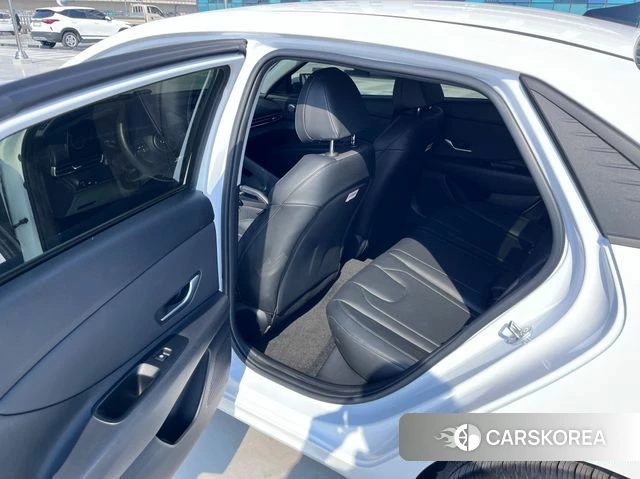 Hyundai Avante (CN7) id 4274847 из Кореи 10
