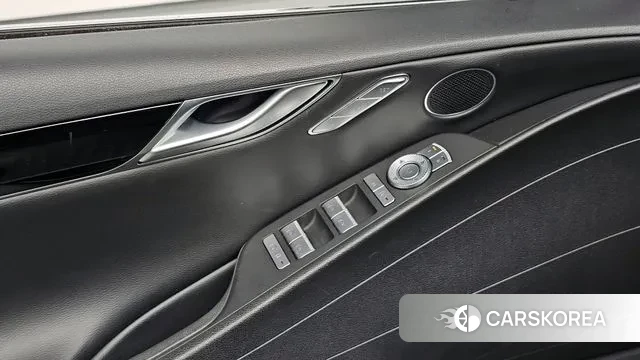 Genesis G80 (RG3) id 3458628 из Кореи 10