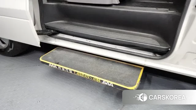 Hyundai The New Grand Starex id 3626847 из Кореи 10