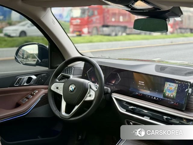 BMW X7 id 4333248 из Китая 10