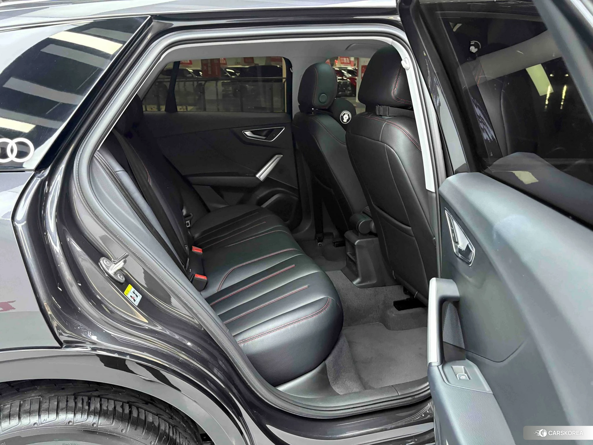 Audi Q2L id 4510600 из Китая 10