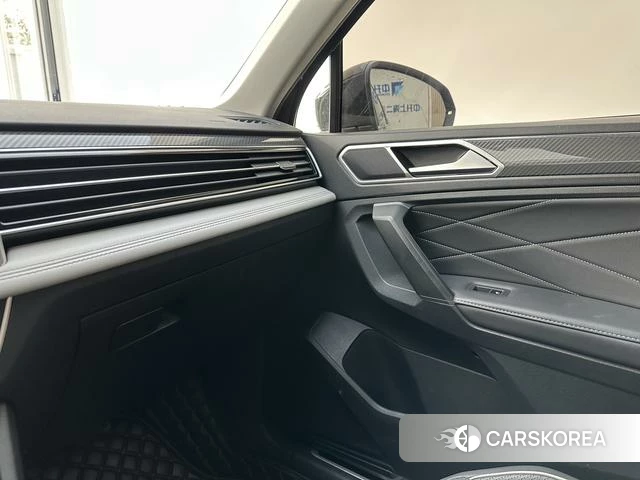 Volkswagen Tiguan L id 4239273 из Китая 10