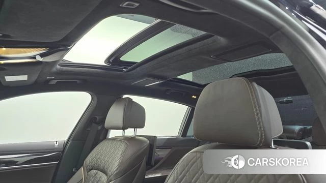 BMW 7 Series (G11) id 3800475 из Кореи 10