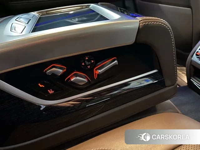 BMW 7 Series (G11) id 3659910 из Кореи 10