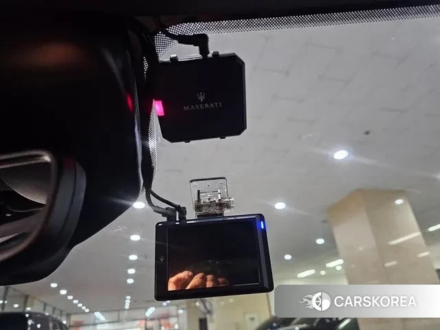 Maserati Levante id 3319619 из Кореи 10