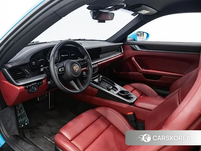 Porsche 911(992) id 3209390 из Кореи 10