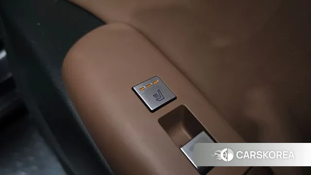 Hyundai Grandeur Hybrid (GN7) id 3549961 из Кореи 10