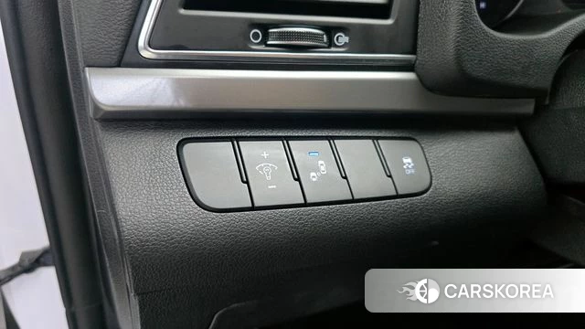 Hyundai Avante AD id 4295156 из Кореи 10