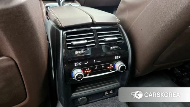 BMW 5 Series (G30) id 3795178 из Кореи 10