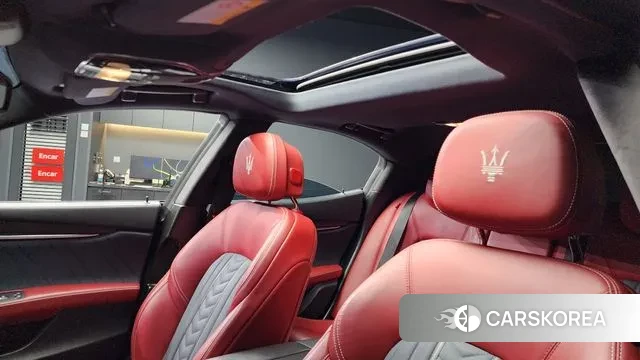 Maserati Ghibli id 2991069 из Кореи 10